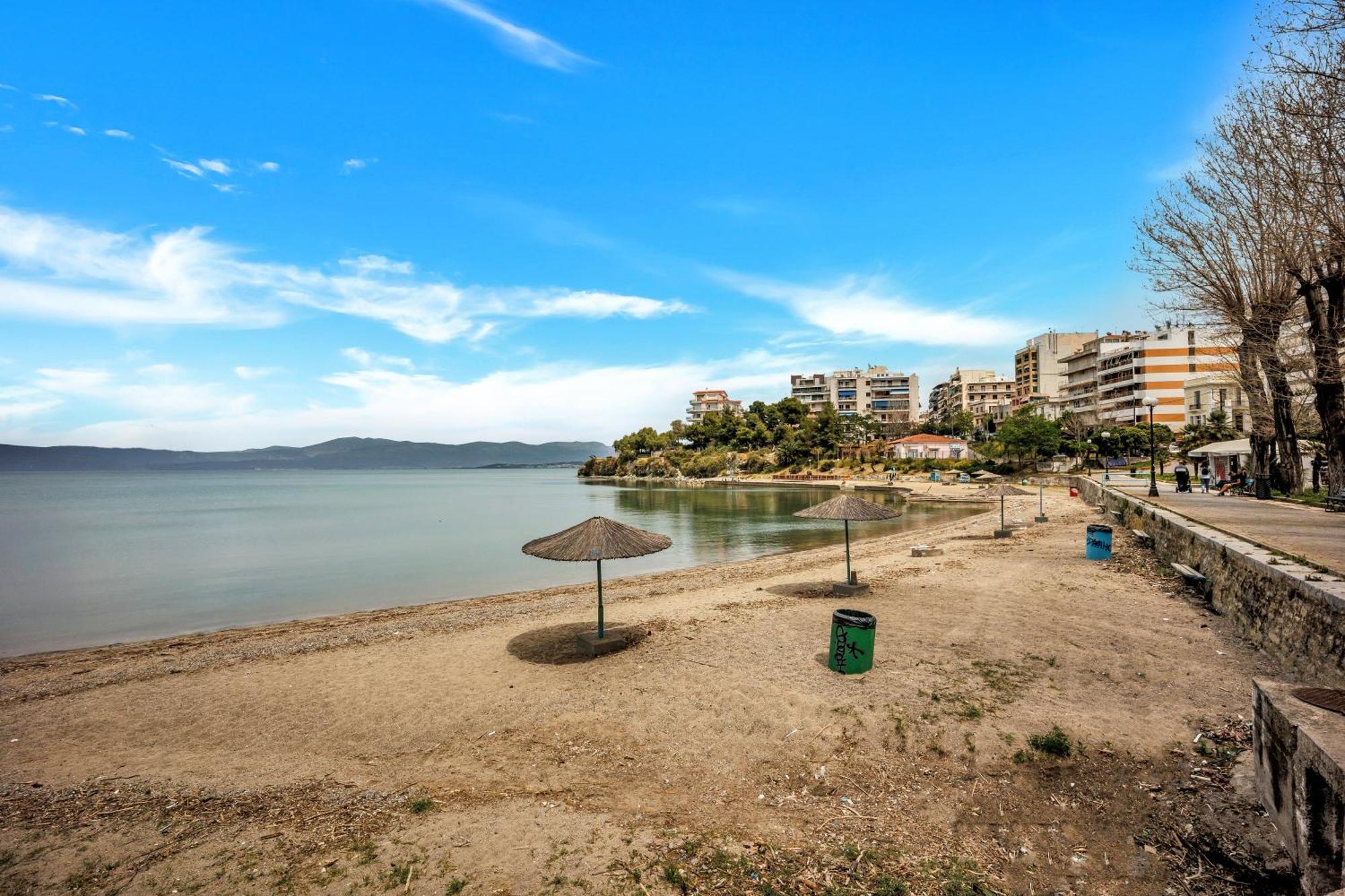 Fabulous Central Apartment Close To The Sea! Chalkida Exterior photo