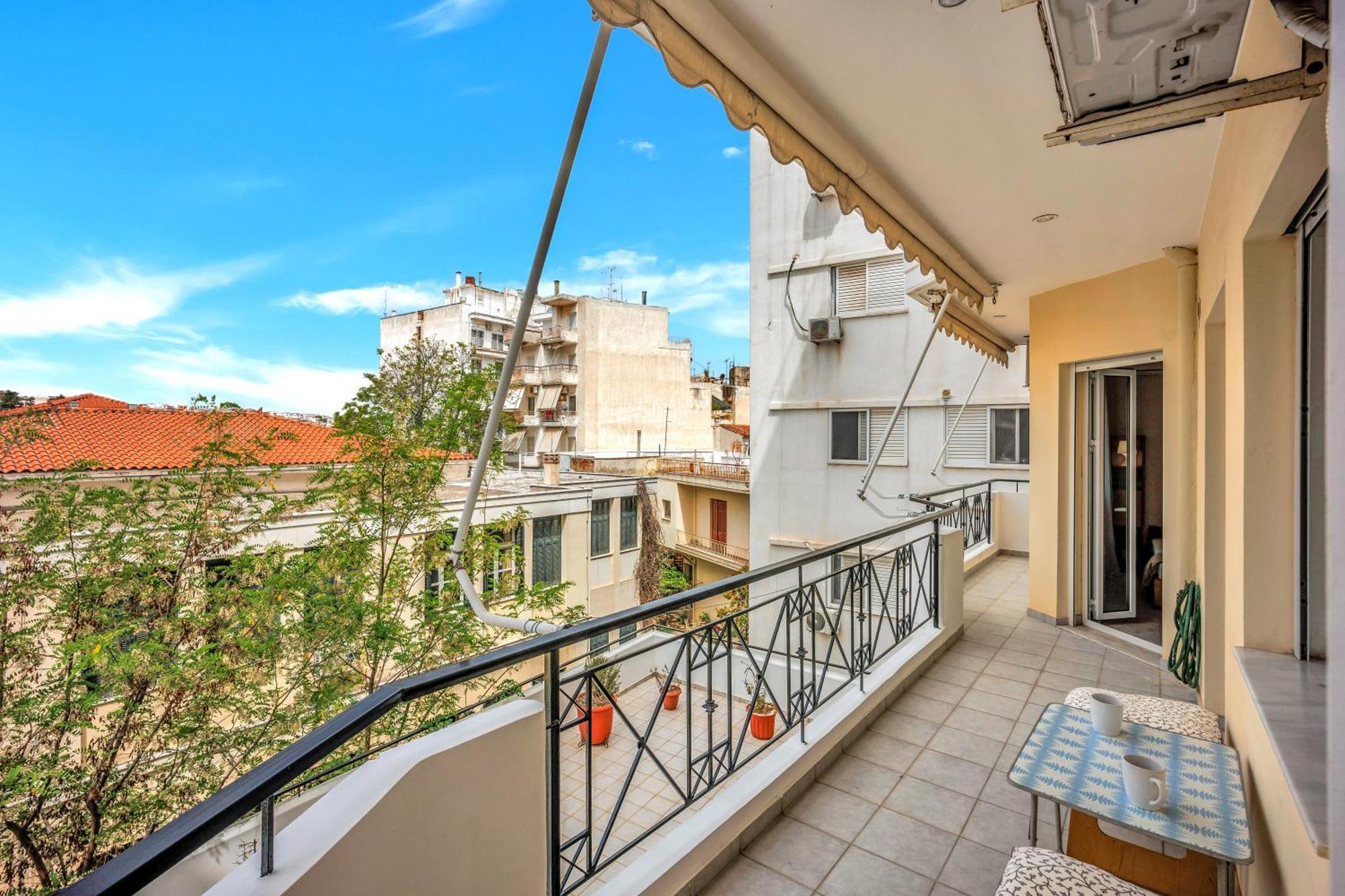 Fabulous Central Apartment Close To The Sea! Chalkida Exterior photo
