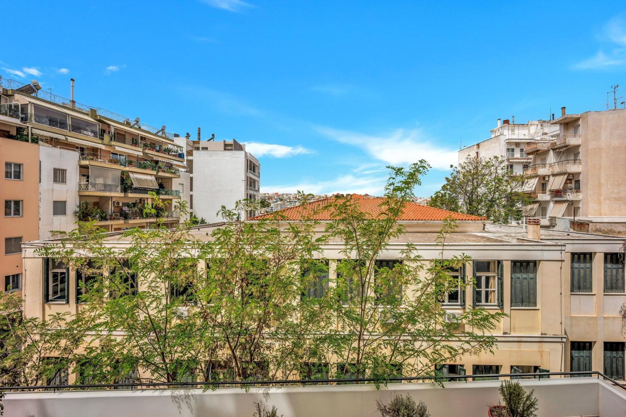 Fabulous Central Apartment Close To The Sea! Chalkida Exterior photo